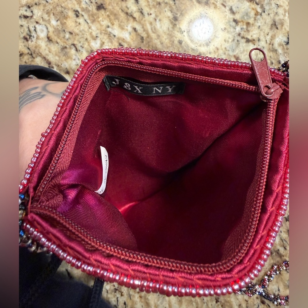 J&X NY - beaded crossbody pouch - Picture 5 of 8